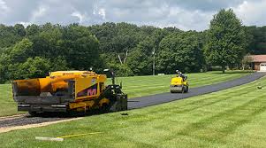 Best Driveway Snow Removal Preparation  in Lewistown, IL